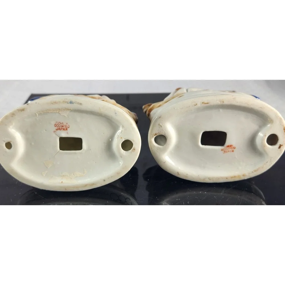 Two Mirrored Vintage Hand Painted Figurines  Made In Occupied Japan.